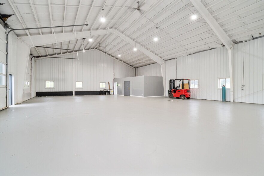 More Photos Of 149 Barnerville Rd, Cobleskill Service For Sale