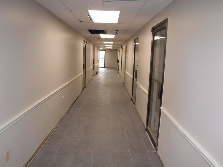 More Photos Of 4770 Cromwell Ave, Memphis Medical For Lease