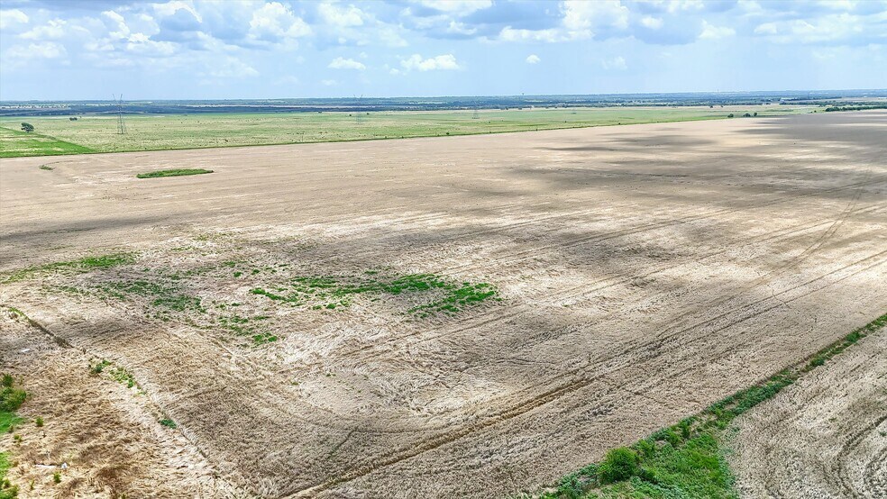 More Photos Of FM 902 & Wall Street, Howe Land For Sale