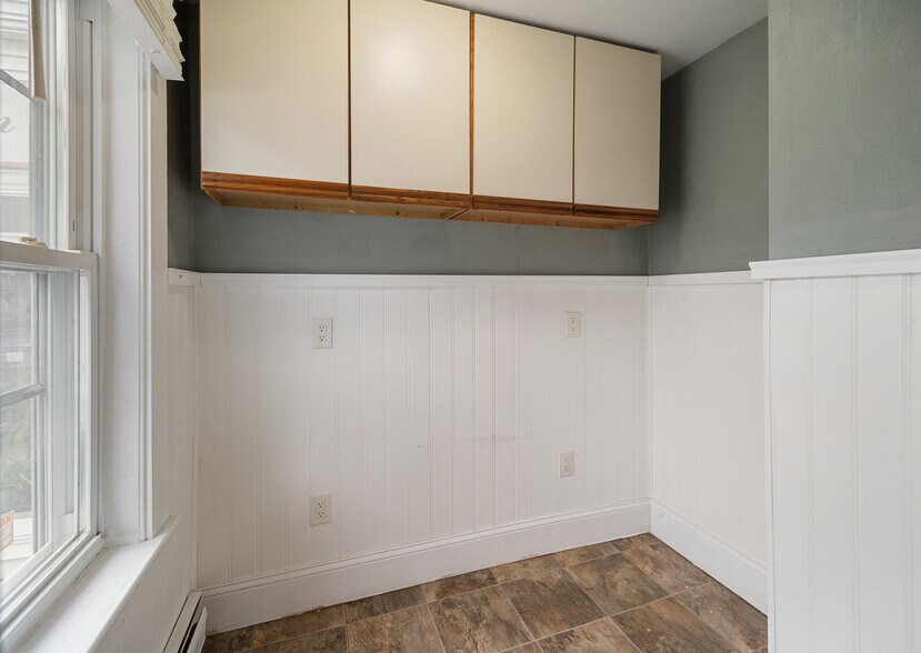 More Photos Of 7 Bridge St, Billerica Office For Sale