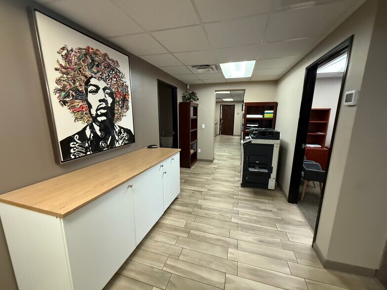 More Photos Of 402 E Southern Ave, Tempe Office For Lease