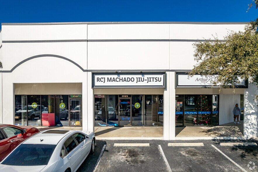 More Photos Of 2525-2607 Jackson-keller Rd, San Antonio Unknown For Lease