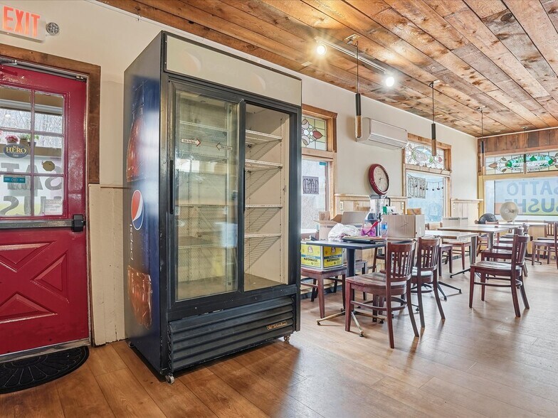 More Photos Of 1874 Route 611, Mount Pocono Restaurant For Sale