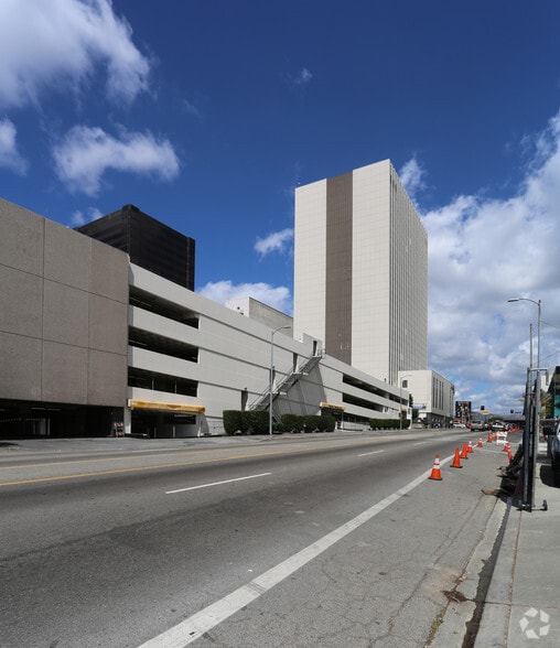 More Photos Of 3200 Wilshire Blvd, Los Angeles Office For Lease