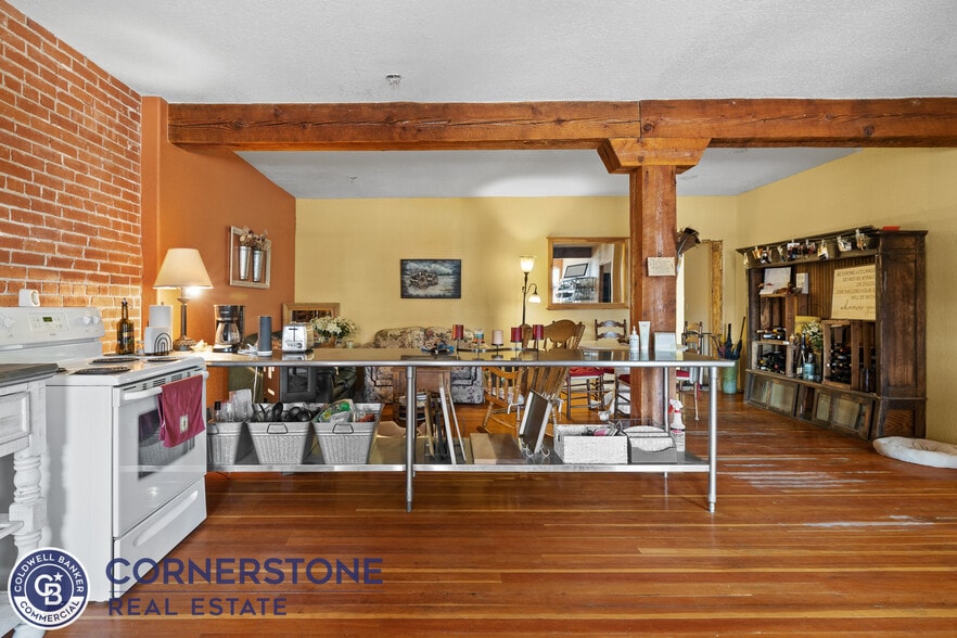More Photos Of 350 N Kimball St, Casper Flex For Sale