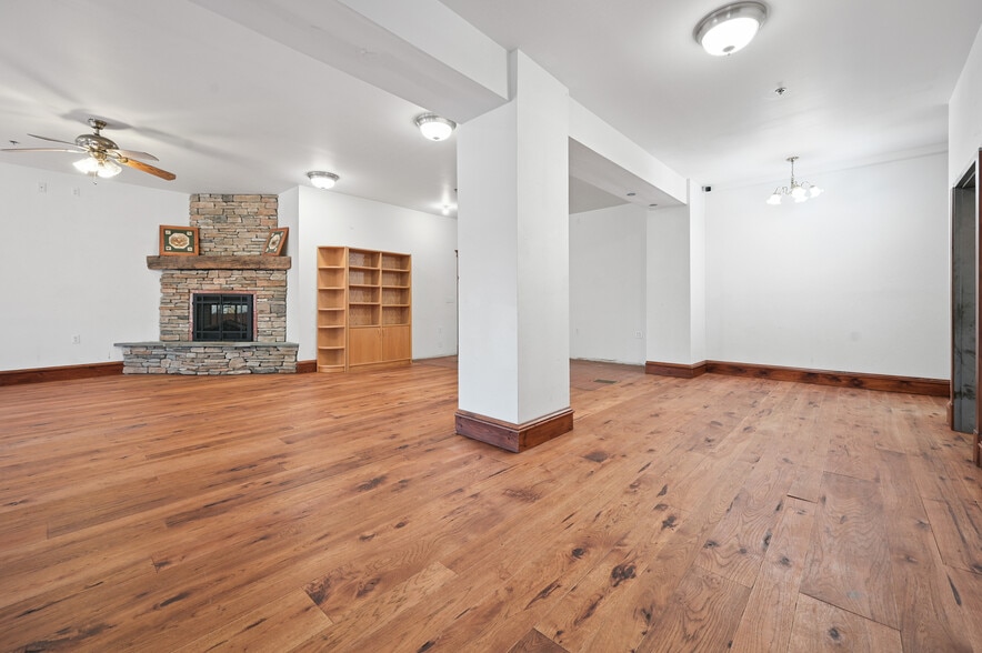 More Photos Of 56 Main St, Stamford Hotel For Sale