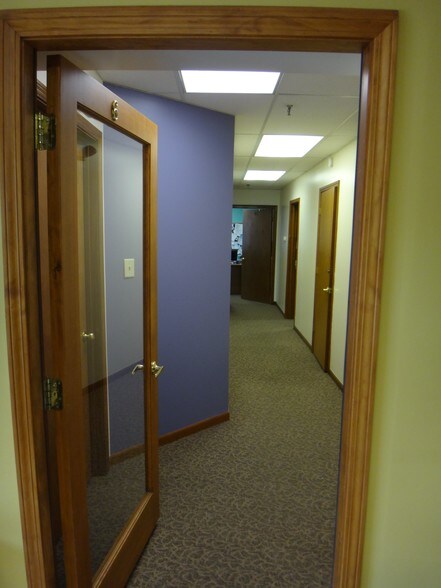 More Photos Of 18220 Harwood Ave, Homewood Office Residential For Sale