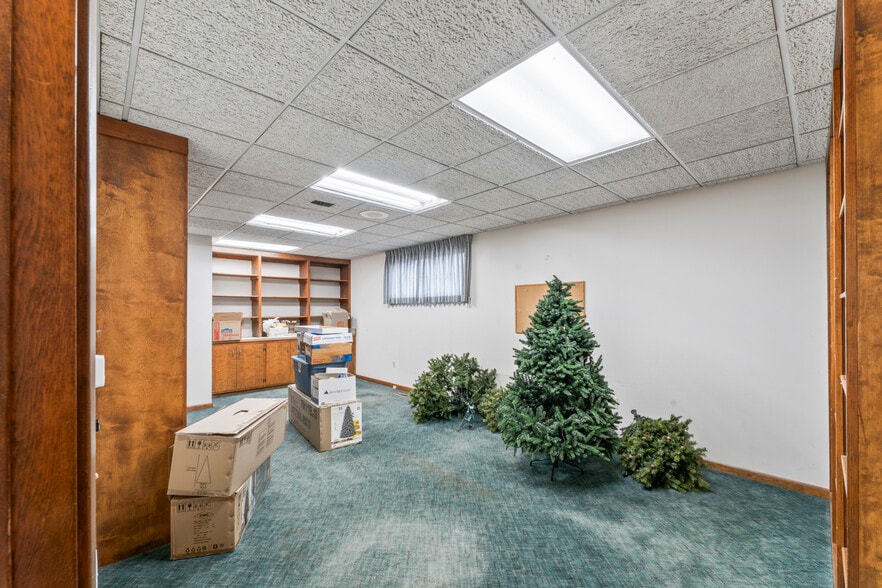 More Photos Of 1650 West St, Southington Storefront Retail Office For Sale