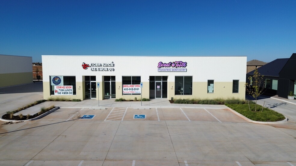 More Photos Of 2725-2801 S Mustang Rd, Yukon General Retail For Sale