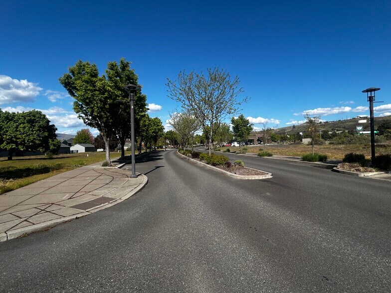 More Photos Of Lone Pine Blvd, The Dalles Land For Sale