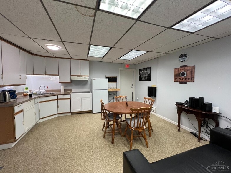 More Photos Of 1611 State Route 28, Loveland Freestanding For Lease
