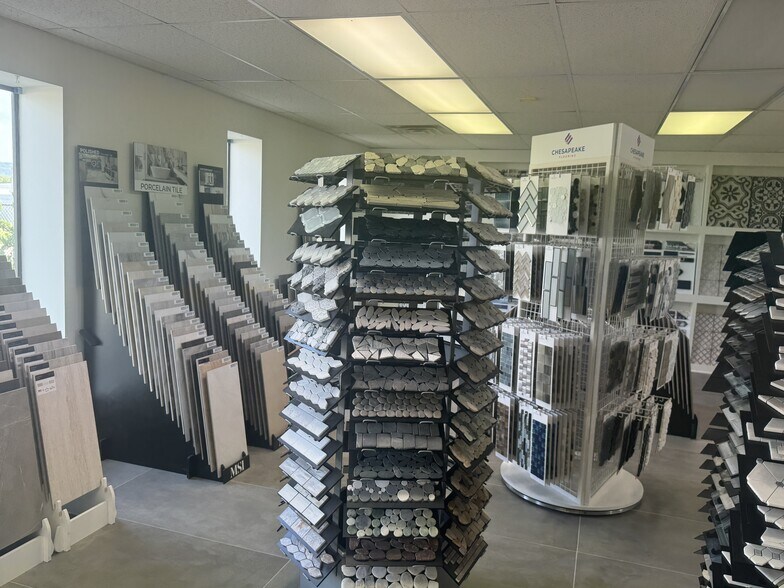 More Photos Of 3411 Trade Dr, Huntsville Warehouse For Sale