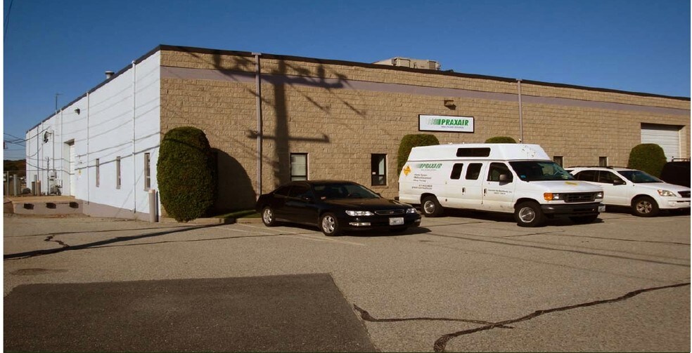 Primary Photo Of 33 Plan Way, Warwick Warehouse For Lease