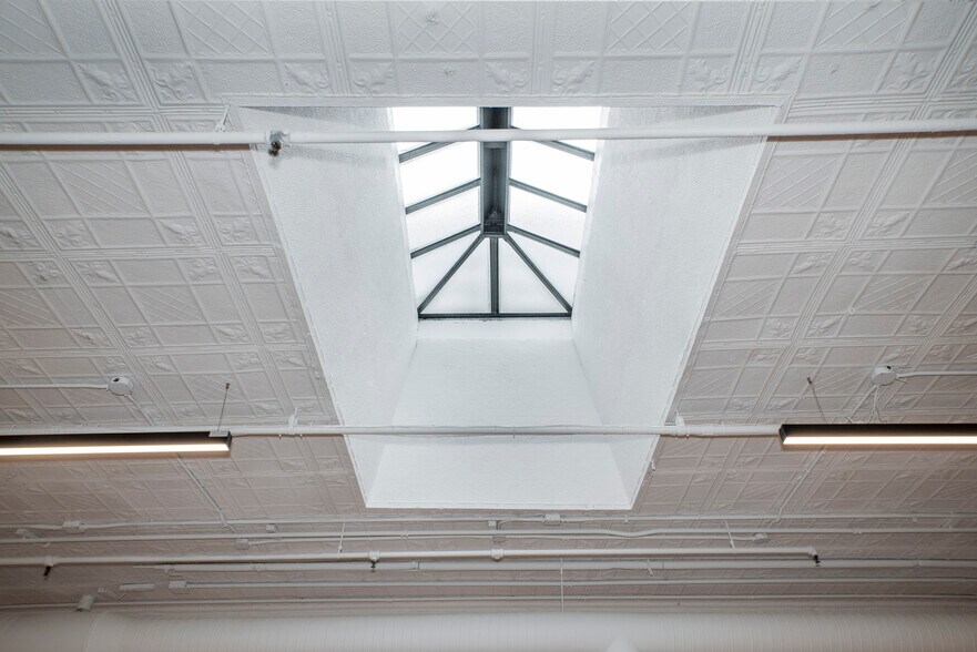 More Photos Of 447 Broadway, New York Loft Creative Space For Lease