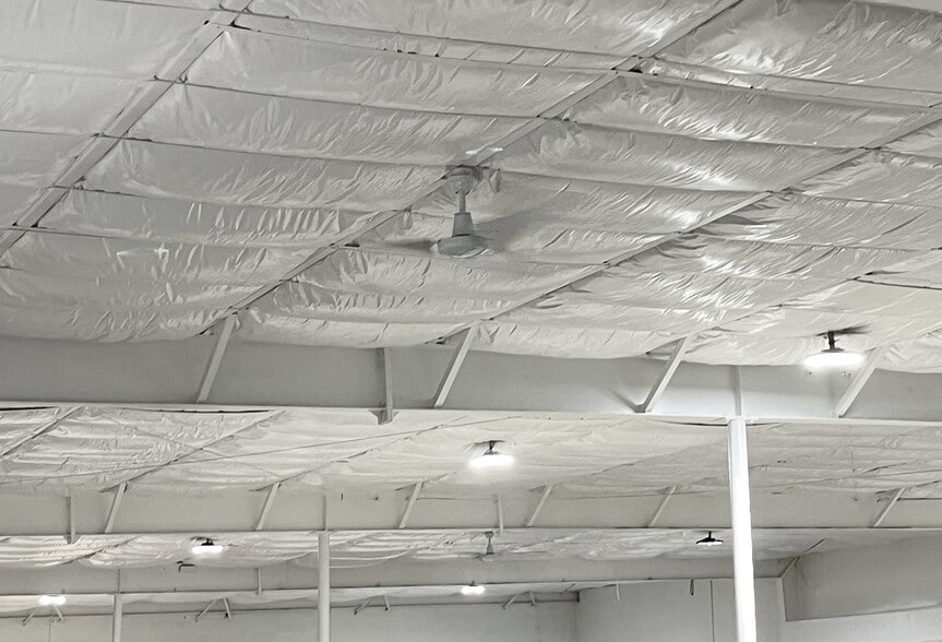 More Photos Of 16210 Clay Rd, Houston Auto Repair For Lease