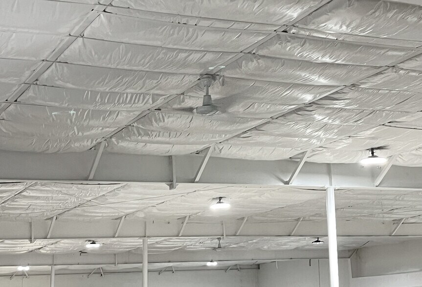 More Photos Of 16210 Clay Rd, Houston Auto Repair For Lease