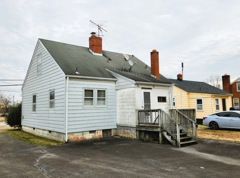 More Photos Of 21000 Chesterfield Ave, South Chesterfield Religious Facility For Sale