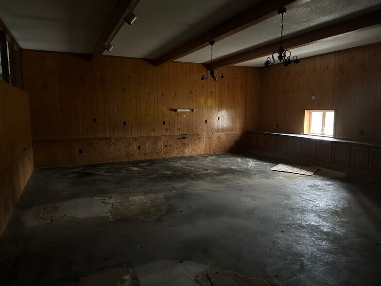 More Photos Of 1123 N Sherman St, Bay City Schools For Lease