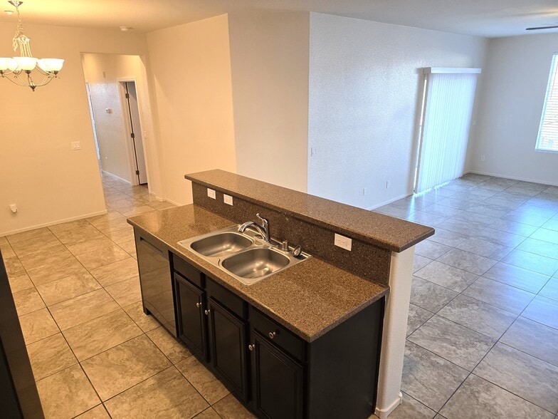 More Photos Of 4300 N Lamont St, Las Vegas Apartments For Sale