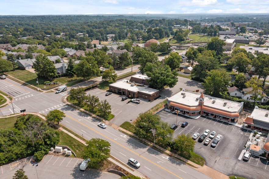 More Photos Of 112-116 Holloway Rd, Ballwin Office For Sale