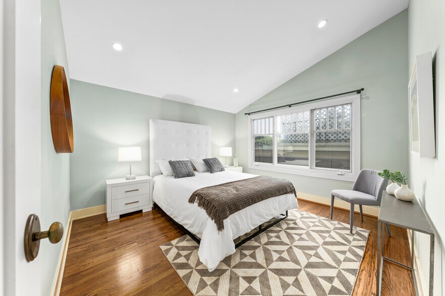 More Photos Of 607 Ashland, Santa Monica Multifamily For Sale