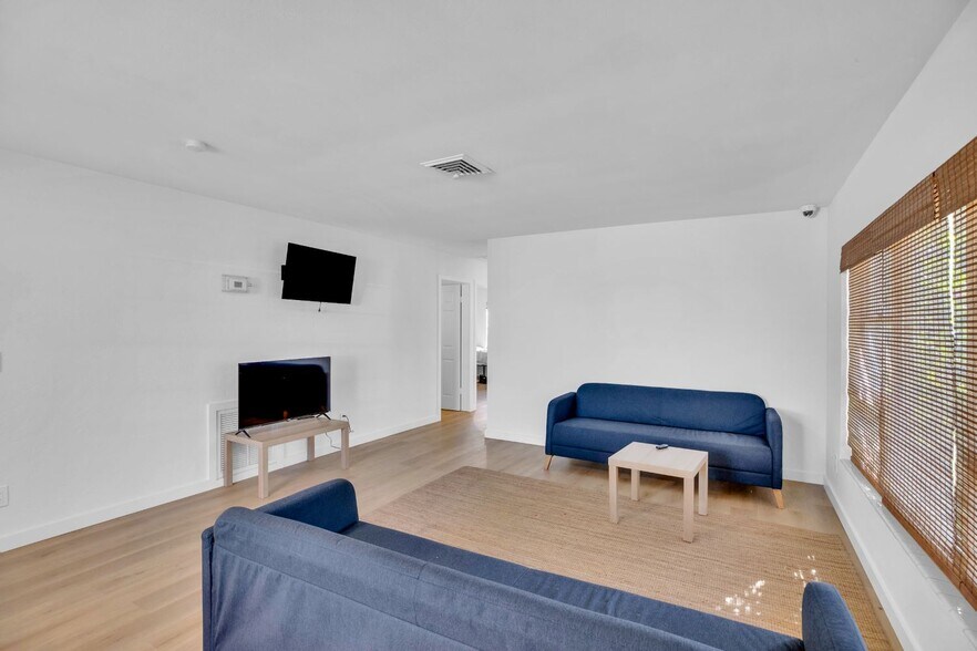 More Photos Of ,  Unknown For Sale