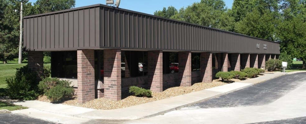 Primary Photo Of 8801 Ballentine St, Overland Park Loft Creative Space For Lease