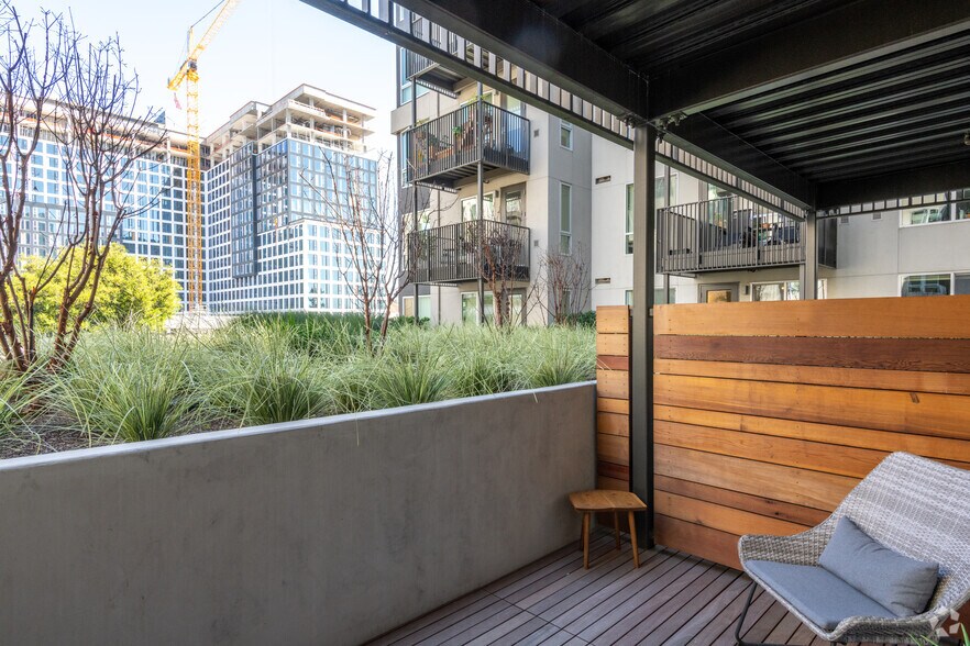 More Photos Of 2302 Valdez St, Oakland Apartments For Lease