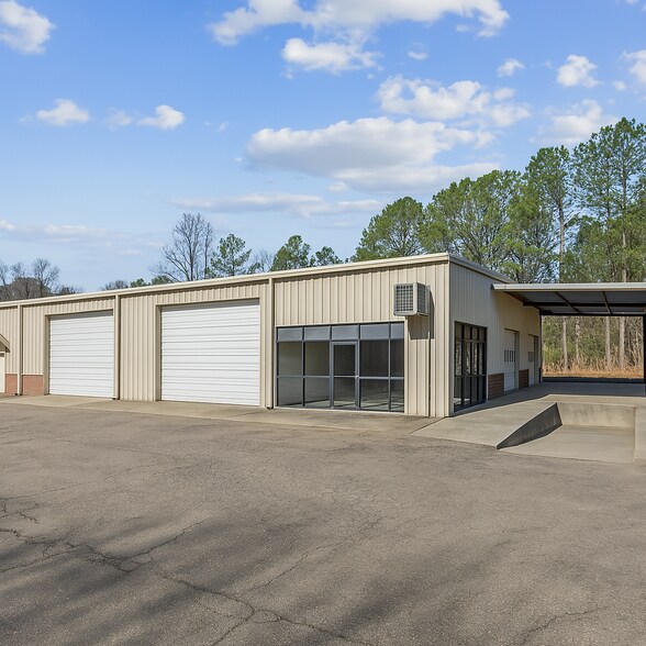 More Photos Of 1129 E Geer St, Durham Warehouse For Lease