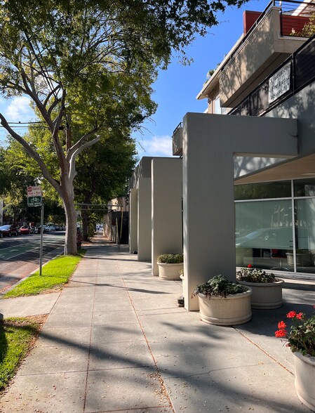 More Photos Of 4131 El Camino Real, Palo Alto Office For Lease