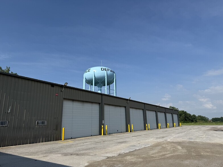 More Photos Of 820 Carpenter Rd, Defiance Distribution For Sale