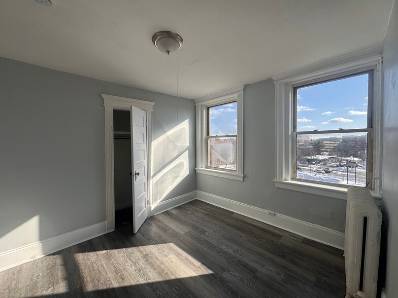 More Photos Of 48-50 Mitchell Ave, Waterbury Apartments For Sale