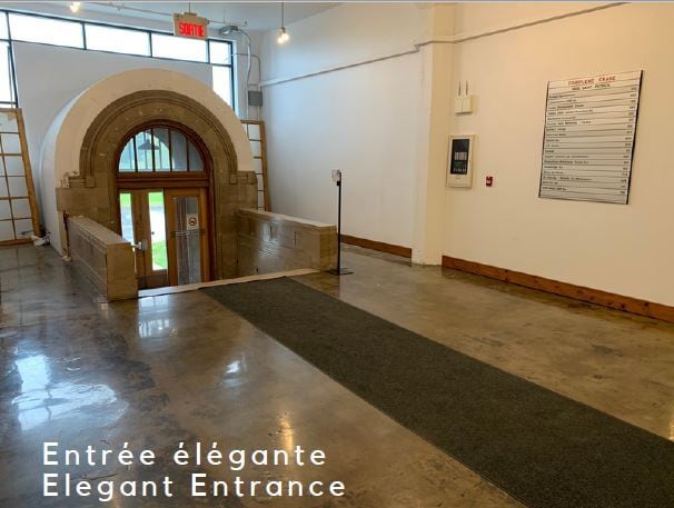 More Photos Of 3800 Rue Saint-Patrick, Montréal Showroom For Lease