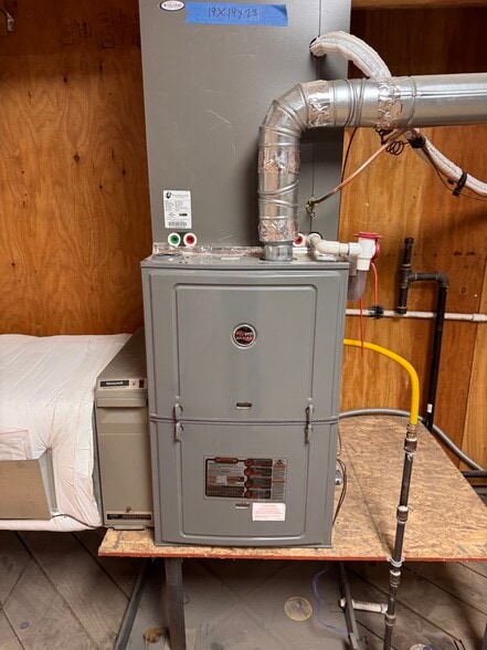 More Photos Of 4233 NE 147th Ave, Portland Warehouse For Lease