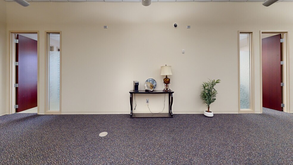 More Photos Of 500 Plantation Park Dr, Loganville Office For Lease