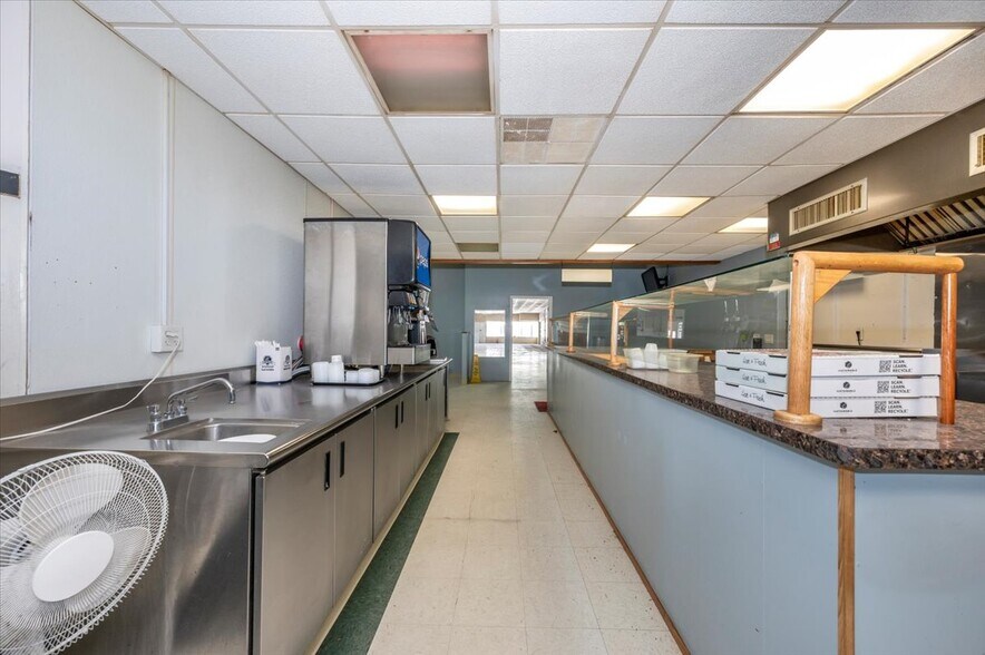 More Photos Of 100 W Main St, Fairfield Freestanding For Sale