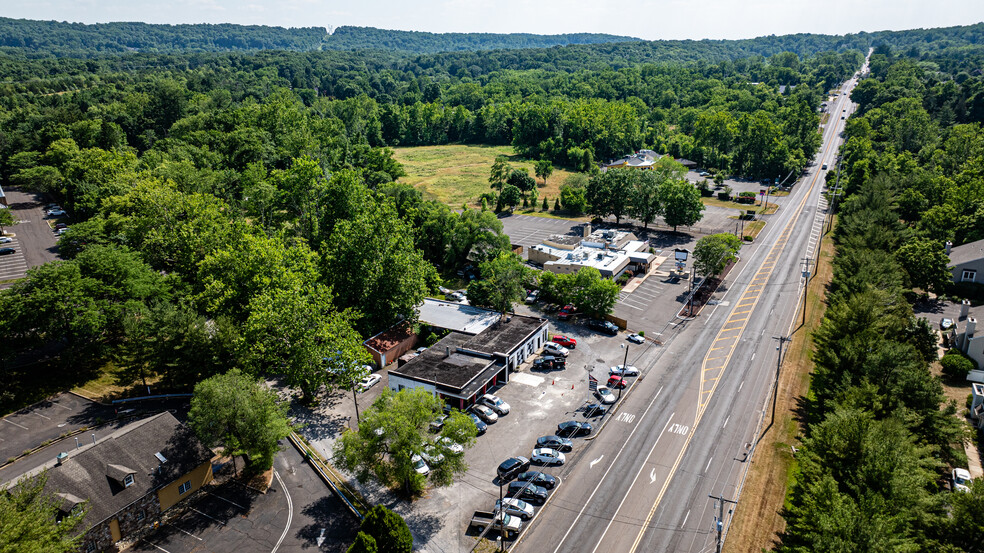 Primary Photo Of 6528 Lower York Rd, New Hope Auto Repair For Sale