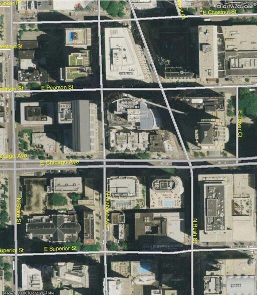 More Photos Of 806 N Rush St, Chicago General Retail For Sale