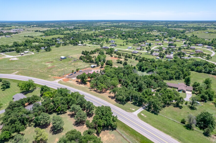 More Photos Of 1402 Veterans Memorial Hwy, Blanchard Warehouse For Sale