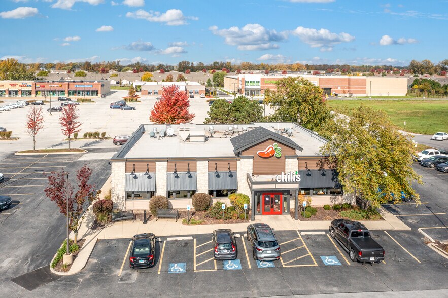 More Photos Of 101 Joliet St, Dyer Unknown For Lease