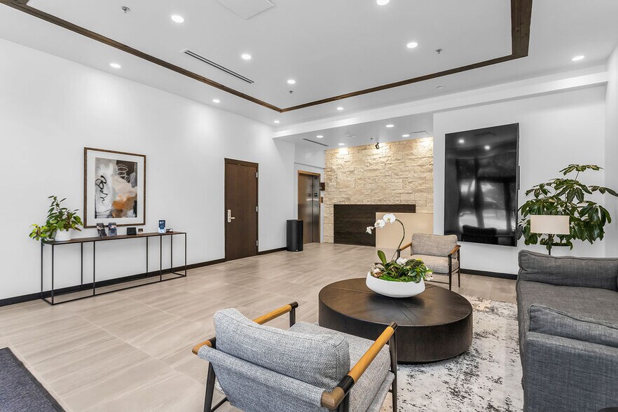 More Photos Of 5060 Tennyson Pky, Plano Medical For Sale