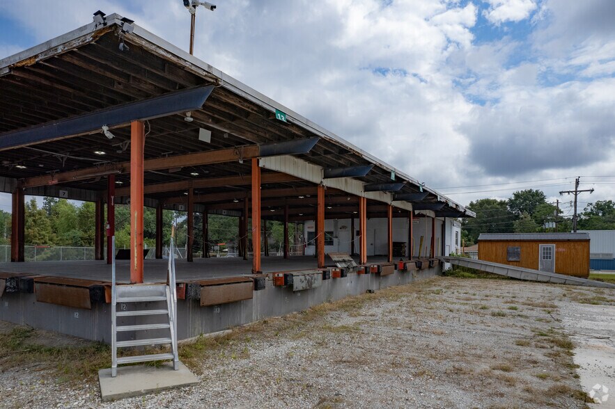 More Photos Of 3501 Edwin Ave, Savannah Truck Terminal For Sale