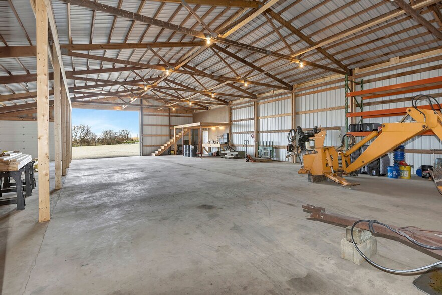 More Photos Of 7754 S State Route 73, Wilmington Flex For Lease