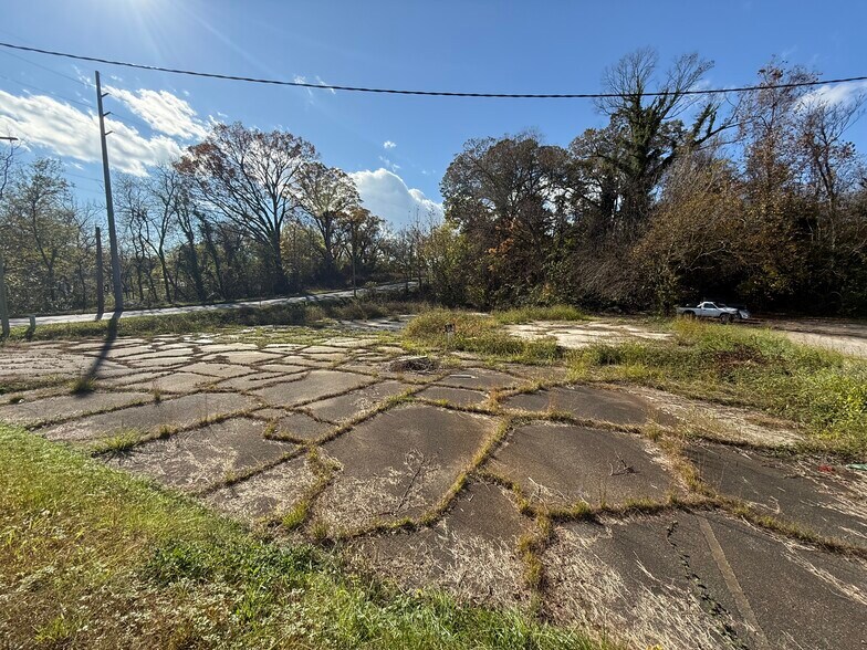 More Photos Of 130 11th Street Pl SW, Hickory Land For Sale
