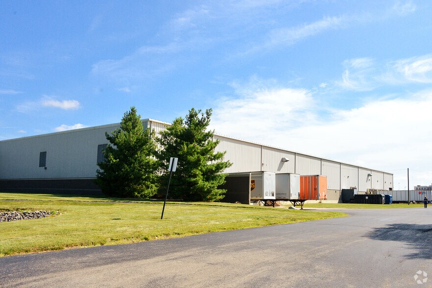 More Photos Of 9300 Allen Rd, West Chester Warehouse For Lease