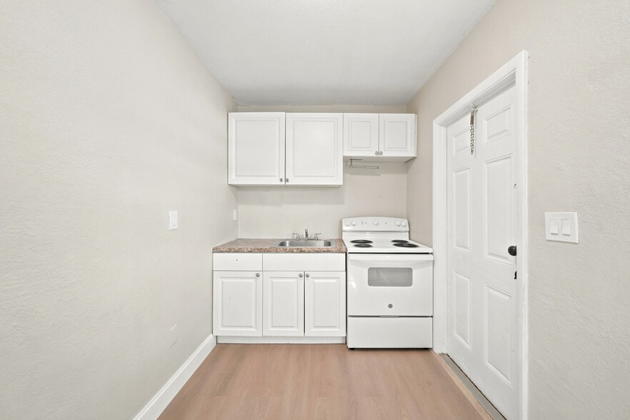More Photos Of 1992 NW 56th St, Miami Apartments For Sale