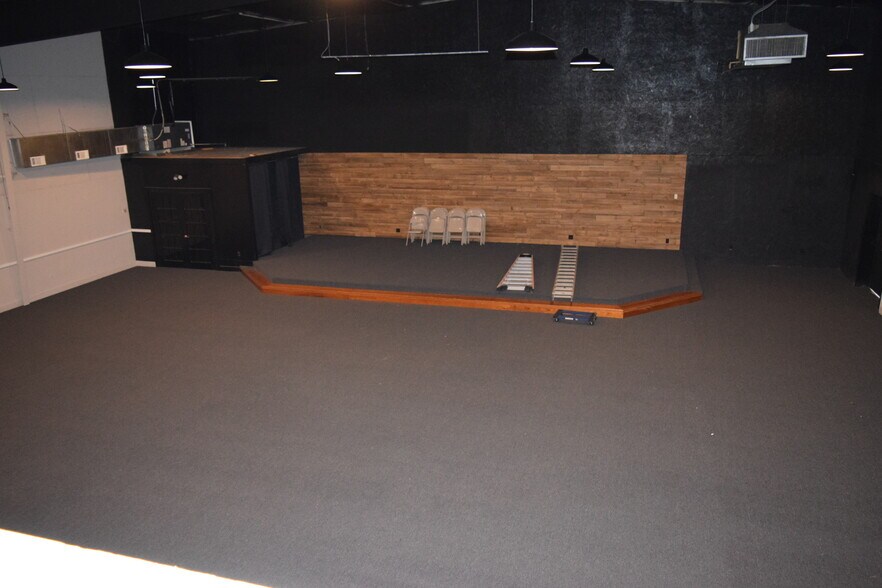 More Photos Of 37092 Miller Rd, Prairieville Industrial For Lease
