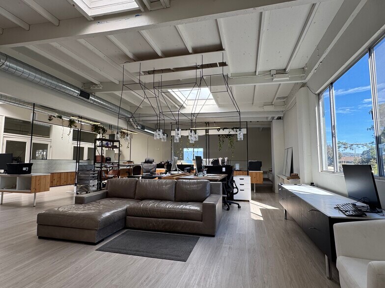 Primary Photo Of 441-475 Coloma St, Sausalito Light Manufacturing For Lease
