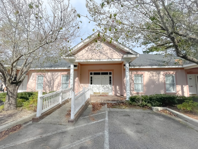 Primary Photo Of 2102 Cromley Cir, Myrtle Beach Medical For Lease