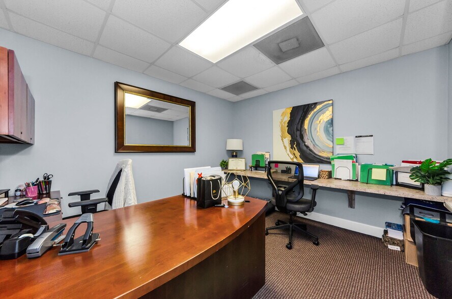 More Photos Of 2625 Keystone Rd, Tarpon Springs Office For Sale